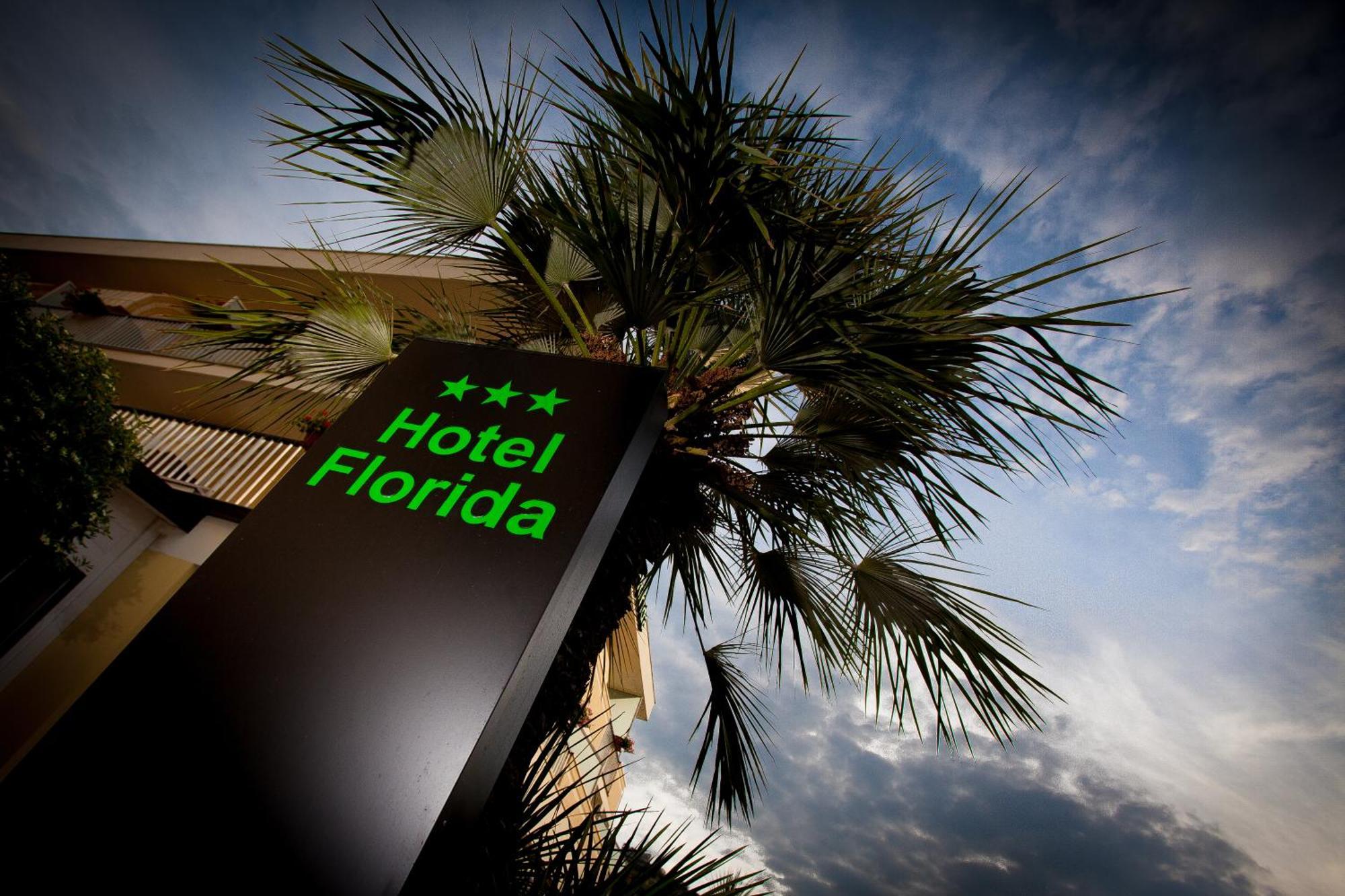 Hotel Florida Silvi Marina Exterior photo